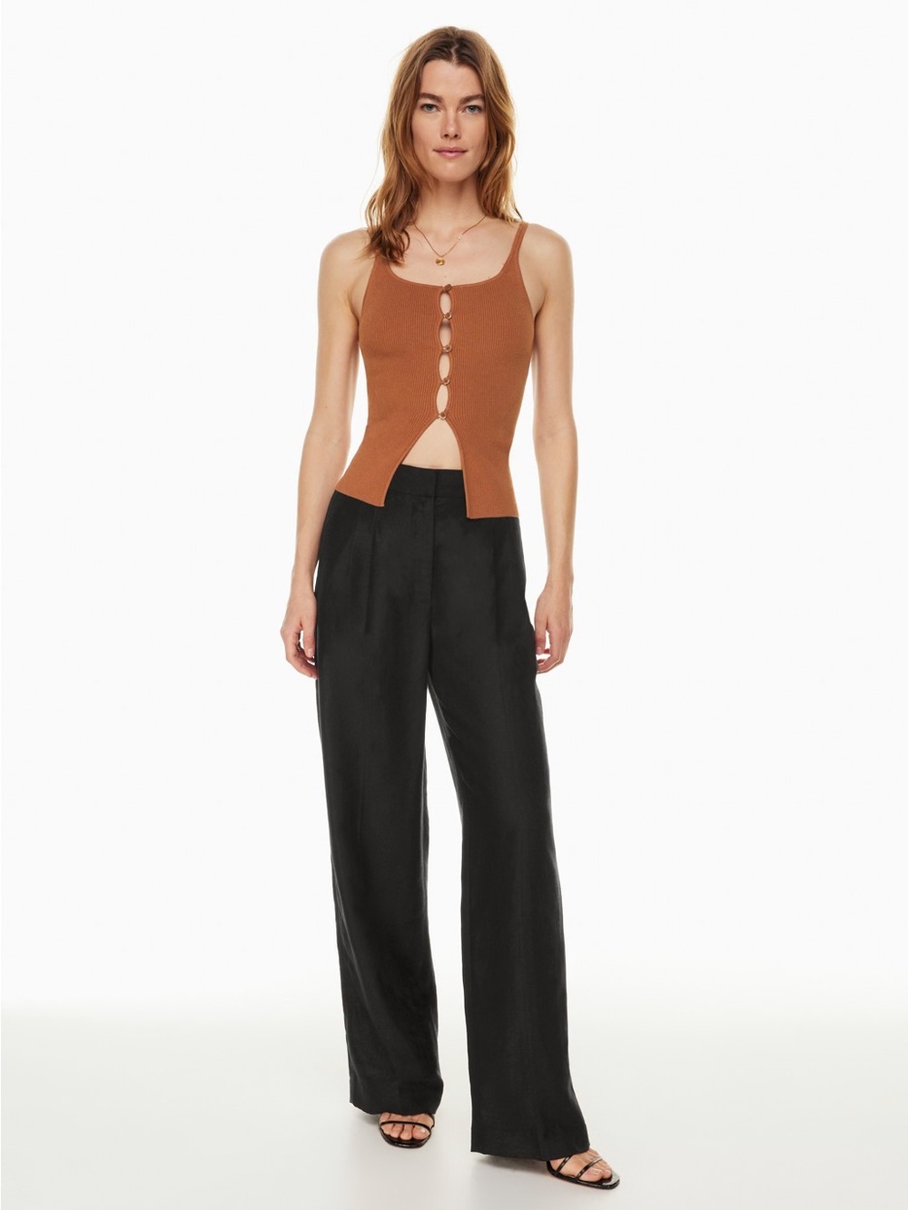 Aritzia| ‘Effortless’ Trouser Pants - Picture 5 of 12